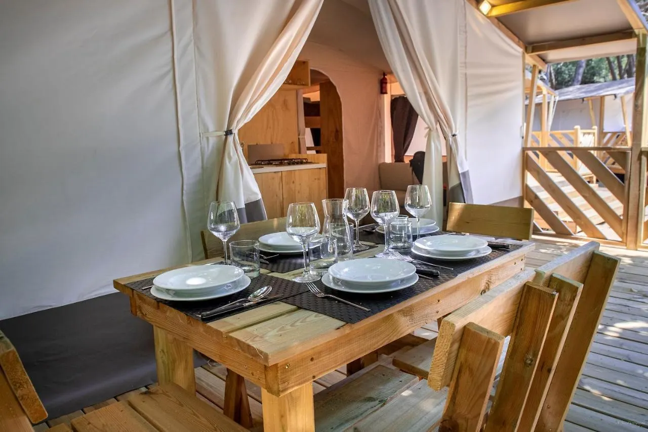 אתר קמפינג קסטליונה דלה פסקאיה Camping Village Santapomata