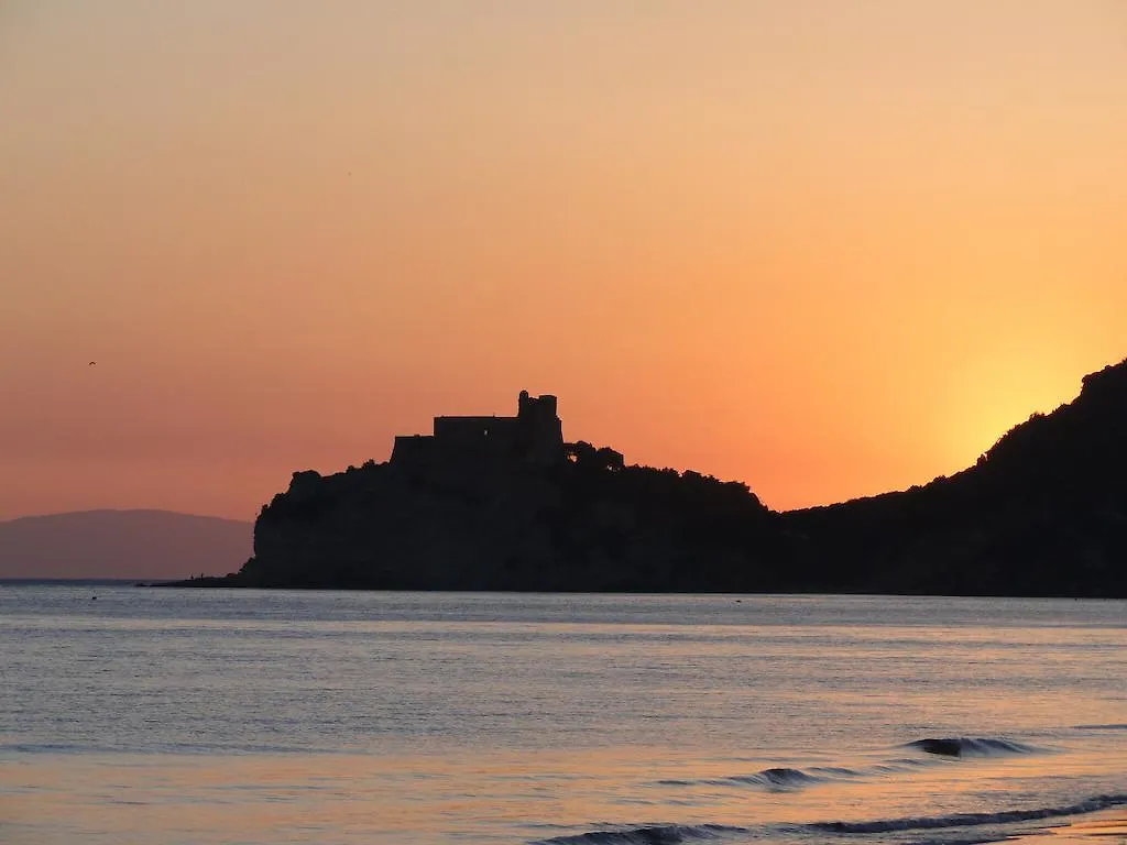 Camping Village Santapomata Castiglione della Pescaia Campsite